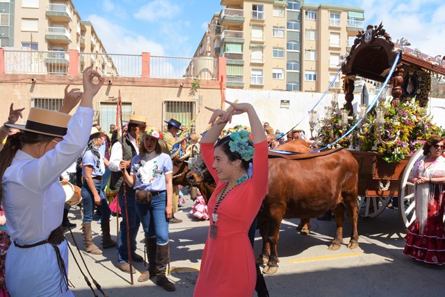 Ambiente de hermandad en la XXXI Romería Rociera de Águilas 