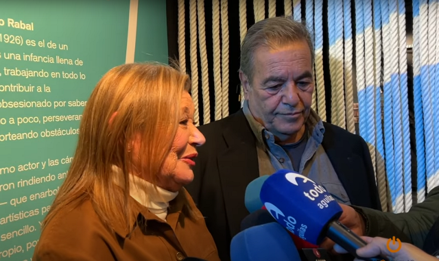 Teresa y Benito Rabal muestran su malestar ante la posibilidad de que Alpedrete pudiera cambiar el nombre de la Plaza Francisco Rabal y la Casa de Cultura Asunción Balaguer