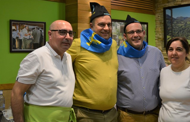 Curro Piñana y Makro, Fabes de Oro 2016 del Restaurante Casa Menéndez de Águilas