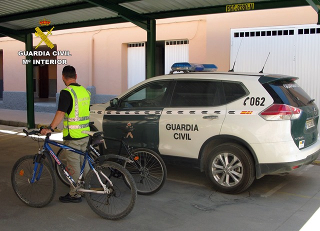 La Guardia Civil desmantela un grupo juvenil dedicado a la sustracción de vehículos en Águilas 