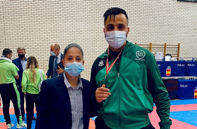 Medalla de plata para Achraf Azizi, del Club aguileño Nintai, en la segunda fase de la Liga Nacional Senior de Kárate  