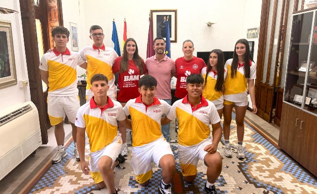 Recepción oficial a la Selección Murciana de Balonmano Playa