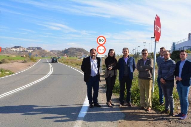 Fomento aumenta la seguridad vial en la carretera que une Águilas con Calabardina