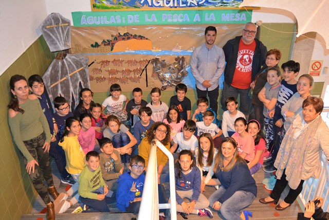 El colegio Las Lomas se convierte en el campeón del concurso de murales La pesca artesanal en Águilas