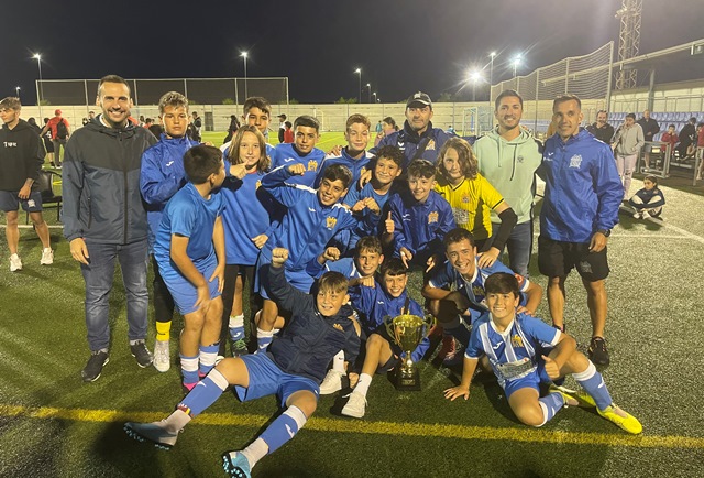 La lluvia no impidió el desarrollo del “Torneo de Fútbol 8 Ciudad de Águilas”