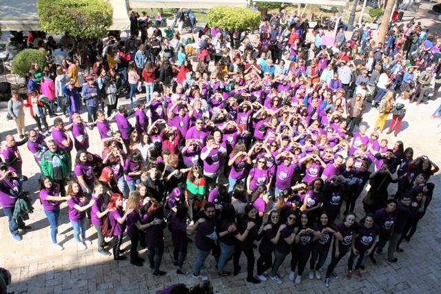 Águilas alza la voz en el Día Internacional de la Mujer bajo el lema “Paremos el mundo para abrazar la tierra”