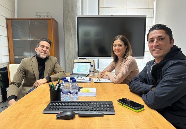 Fomento y Ayuntamiento de Águilas acuerdan trabajar para sacar a licitación la concesión del puerto pesquero deportivo