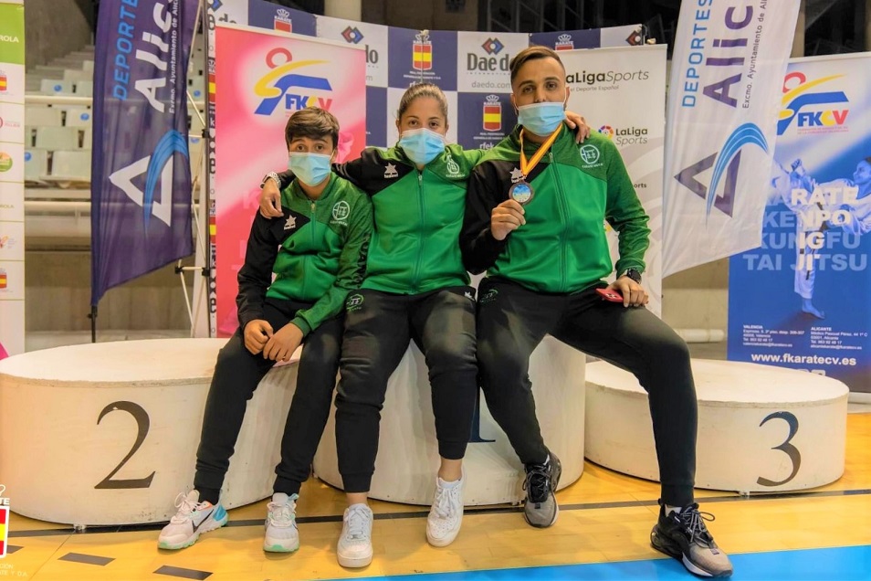 Achraf Azizi del Club de Kárate Nintai consigue el bronce en Alicante