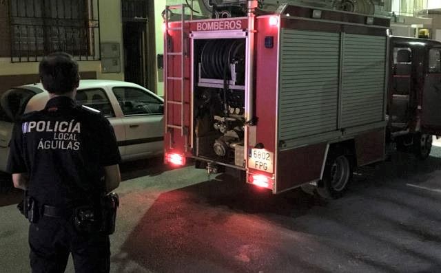 Un hombre de 37 años, trasladado al hospital tras un incendio en una vivienda de Águilas
