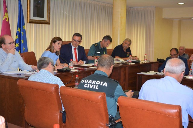 El delegado del Gobierno anuncia en la Junta Local de Seguridad de Águilas un refuerzo de la Guardia Civil para el carnaval de verano