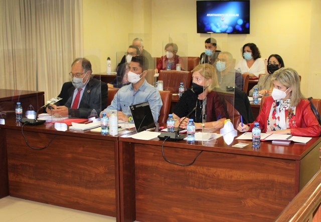 El PSOE elevará al Pleno una moción para acercar los servicios bancarios a los mayores