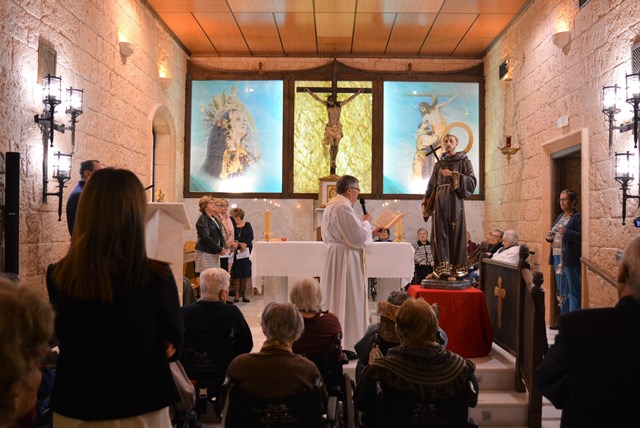 La capilla de la residencia San Francisco de Águilas cuenta con una nueva imagen de su patrón