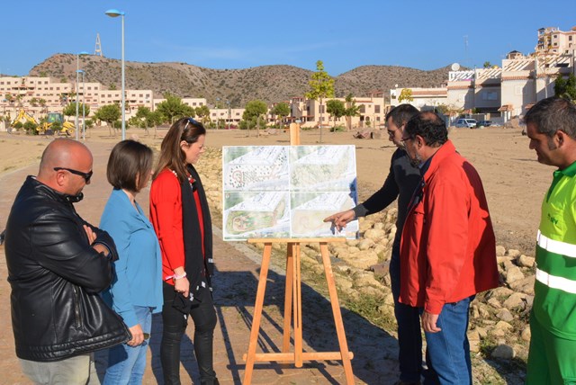 El Ayuntamiento de Águilas inicia el proyecto de regeneración de la urbanización Los Collados elaborado con las demandas vecinales 