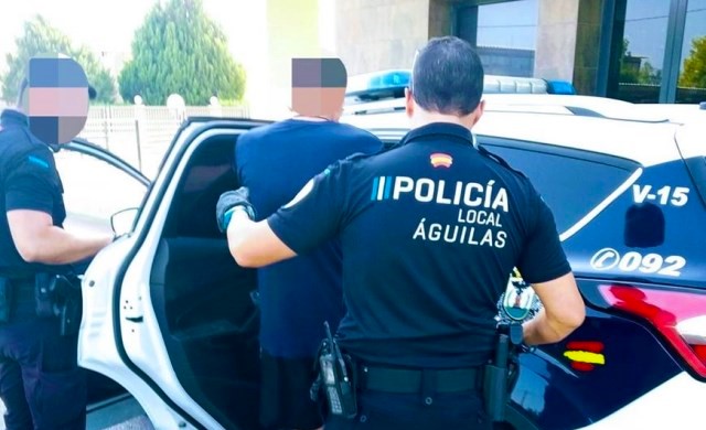 La Policía Local de Águilas detuvo a 41 personas e investigó a otras 63 durante el verano