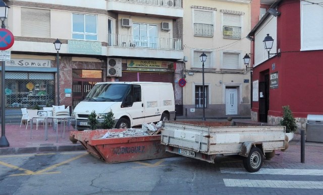 Ciudadanos Águilas alerta de numerosas quejas vecinales en el entorno de la Plaza de Abastos