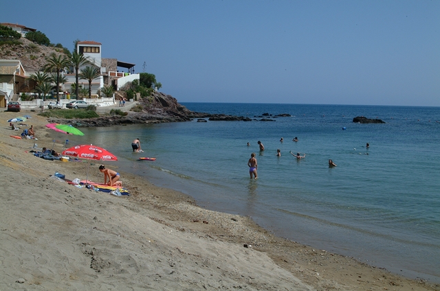 La playa aguileña de La Cola será objeto de una actuación de recuperación integral 