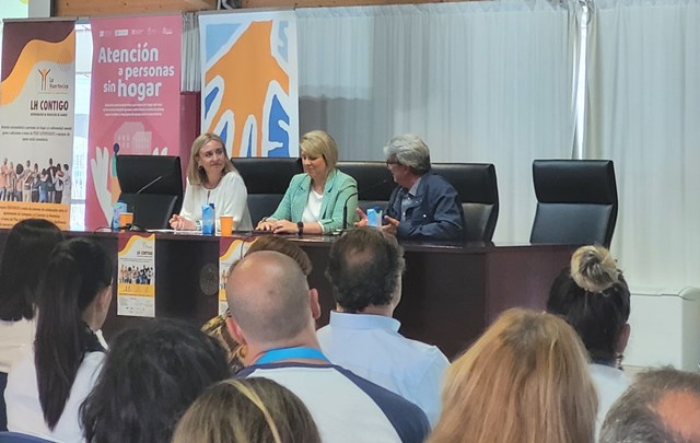 La comunidad destina 2,7 millones a servicios de atención a personas si hogar en Águilas y otros 7 ayuntamientos de la Región
