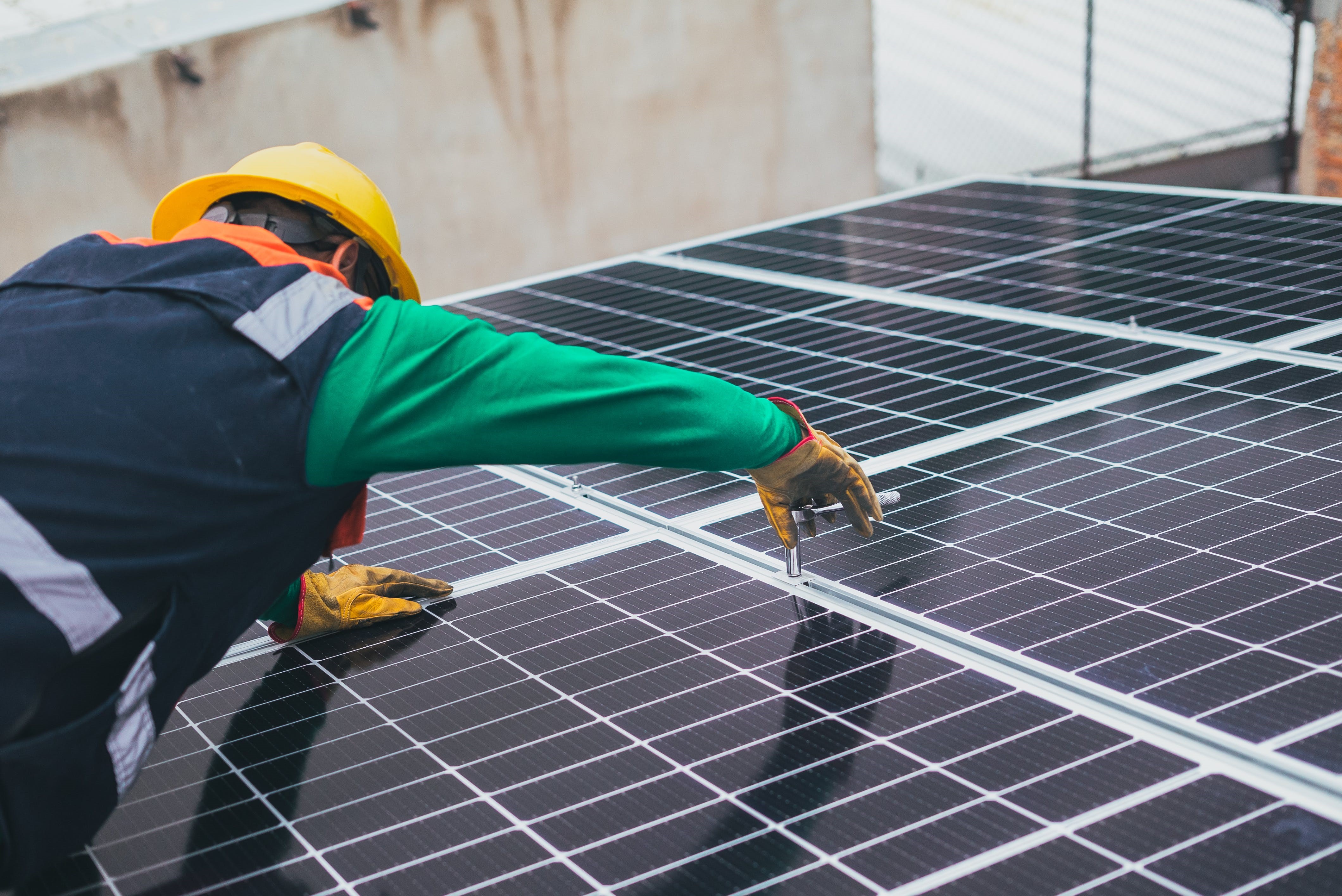 Bonificación del 50 por ciento del IBI para las viviendas que instalen placas solares en Águilas