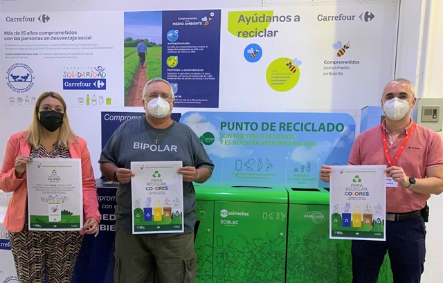  El Ayuntamiento se suma a la campaña ‘Para reciclar, colores’ promovida por Carrefour y el C.C. Águilas Plaza