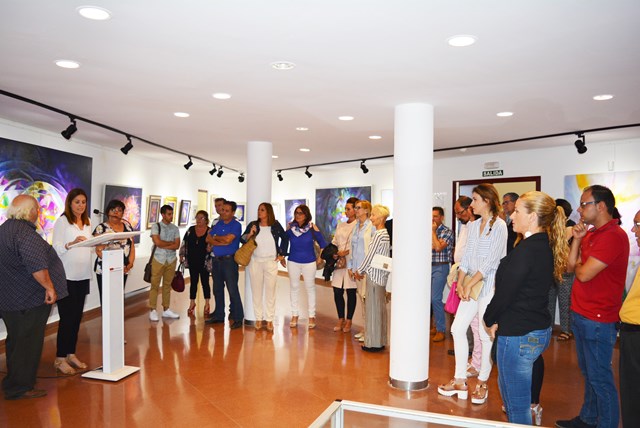 Contemporáneos de Manuel Coronado llena de color la sala de exposiciones que lleva el nombre del artista