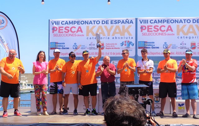 Comunidad Valencia gana el Campeonato de España de Pesca desde Kayak por Selecciones, categoría absoluta, celebrado en Águilas 