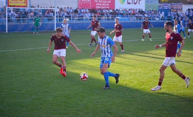 El Águilas se reencuentra de la mano de Yúfera y vence a La Unión para sellar la permanencia y mantenerse vivo en la pelea por el playoff