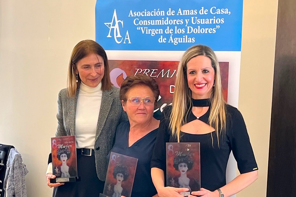 Ana Cortijos, Laura Rodríguez y María Méndez, galardonadas en los Premios Día de la Mujer