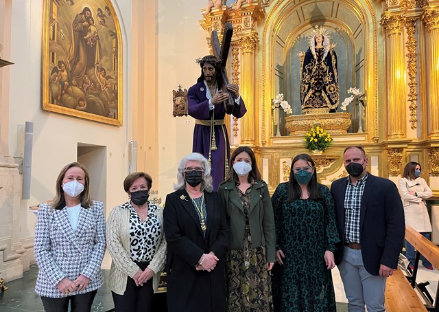 El Paso Morado de Águilas celebra una Veneración Pública al Nazareno