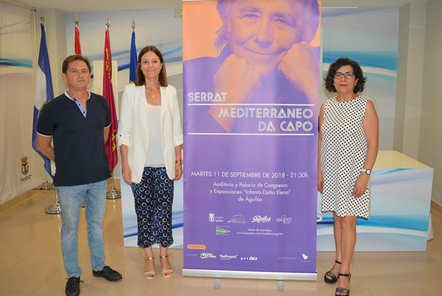 Serrat actuará en Águilas y asistirá al descubrimiento de una placa en el mirador que lleva su nombre en la playa Los Cocedores del Hornillo