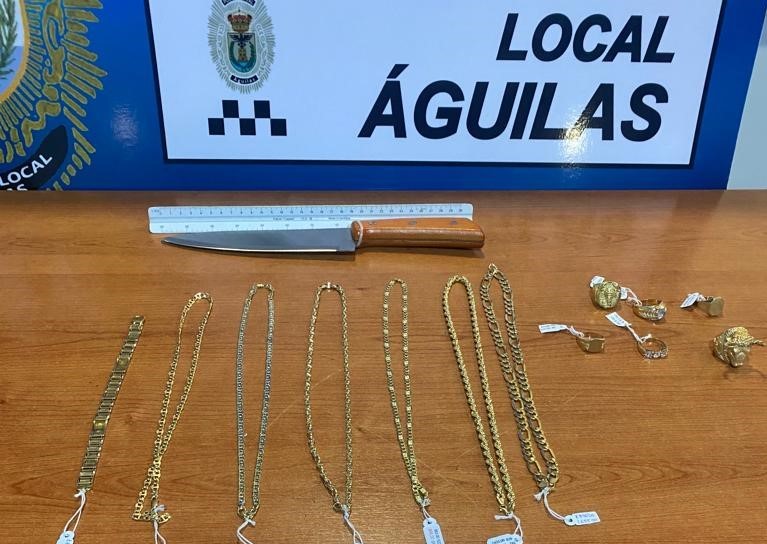 La Policía Local detiene a un atracador de una joyería en Águilas