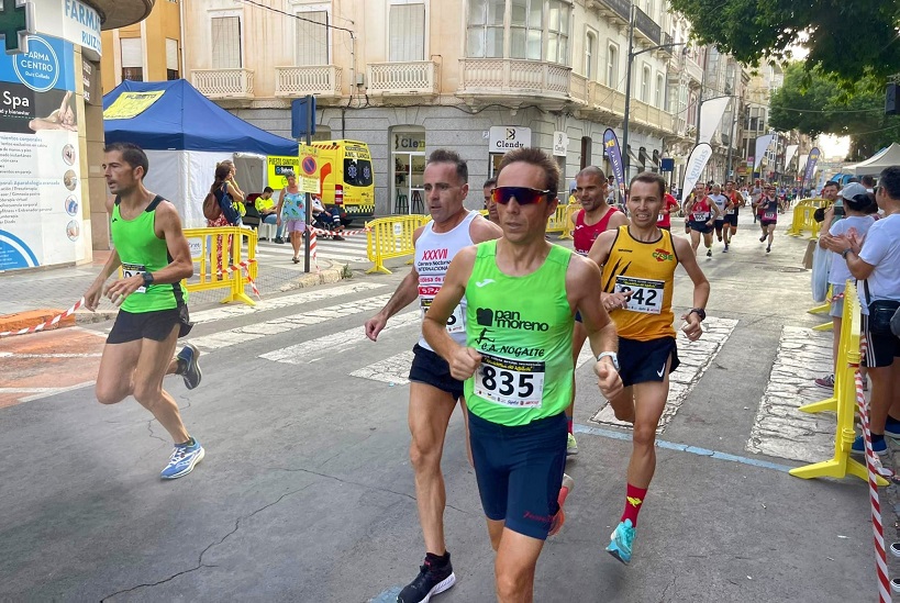 Youssef Ben Hadi y Jessica Mas se imponen en la XXXVIII Carrera Nocturna Alcaldesa de Águilas