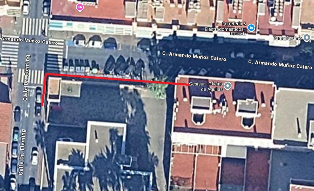 La instalación de una nueva línea eléctrica en el centro de salud Águilas Sur llevará consigo restricciones temporales en aparcamiento y tránsito peatonal en la zona