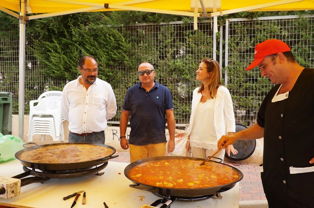 La Plaza Montcada i Reixac de Águilas acoge este fin de semana las fiestas vecinales de Las Majadas y Las Molinetas 