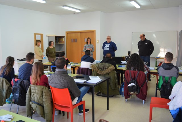 Catorce  jóvenes de Águilas entran a formar parte de un nuevo programa de empleo y formación 