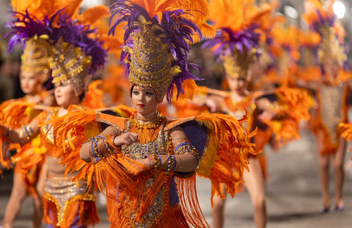 El día 10 de enero se ponen a la venta las sillas para ver los desfiles del Carnaval de Águilas 2024