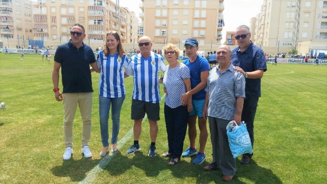 Emotivo homenaje a Felipe Cano por su dedicación y entrega al fútbol aguileño 