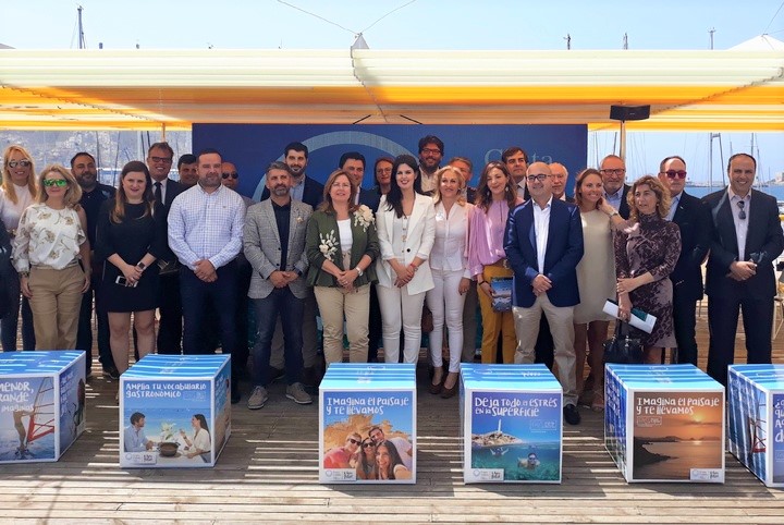 La campaña de turismo Costa Cálida-Región de Murcia, donde se incluye Águilas, llegará este verano a más de 25 millones de personas