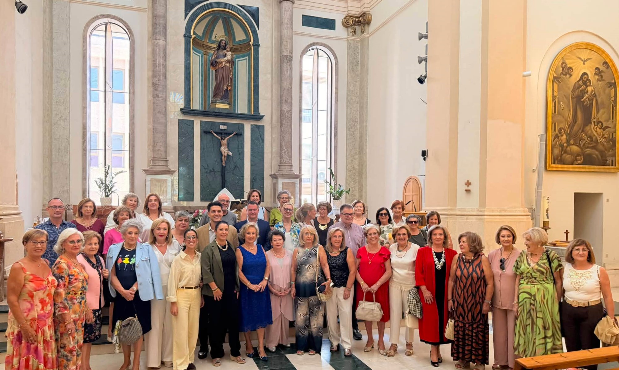 La asociación de amas de casa de Águilas inicia su curso con un almuerzo de hermandad