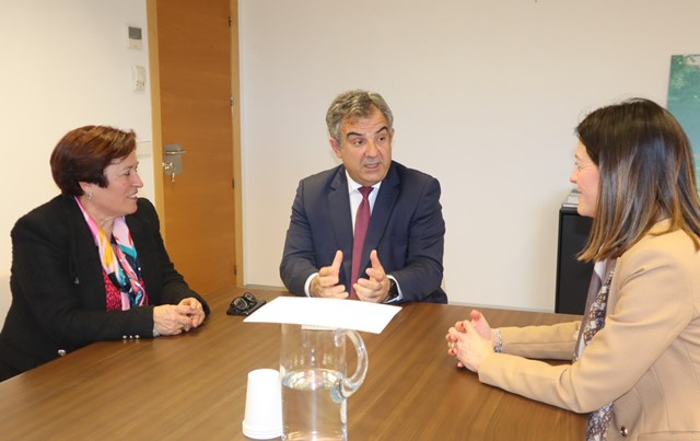 Ayuntamiento y Consejería apoyan la creación de una sede de la EBAU en Águilas