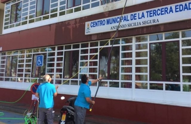 El Ayuntamiento de Águilas acomete nuevos trabajos de mejora en el Centro Municipal de la Tercera Edad