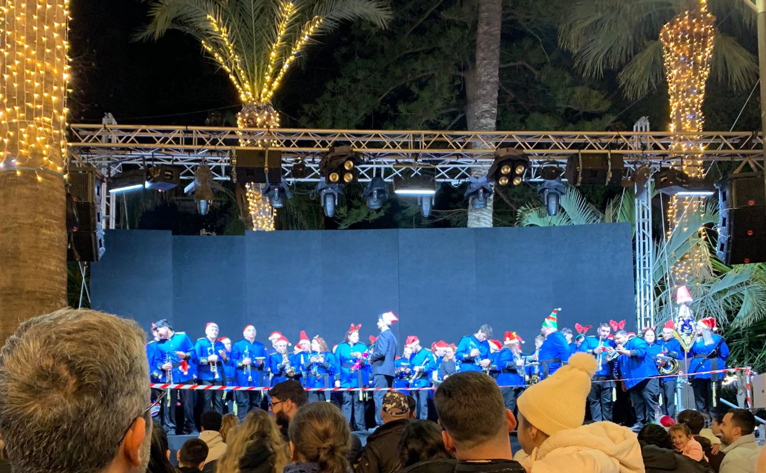 Acordes solidarios en Águilas de la mano de la Agrupación Musical del Prendimiento