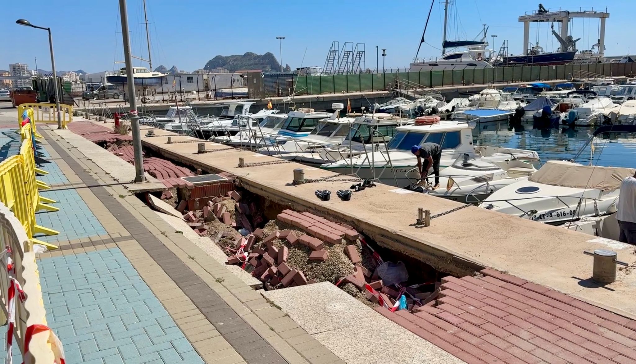 PP: “La Dirección General de Puertos ha elaborado ya el proyecto de reparación del Puerto de Águilas e iniciará los trabajos en los próximos días