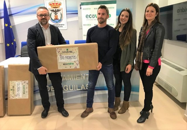 La campaña de reciclado de vidrio realizada durante el Carnaval consigue recuperar 7.000 kilos de envases en la zona centro de Águilas 