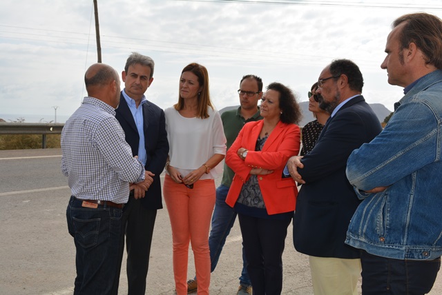 Fomento invierte más de 580.000 euros para reforzar 12 kilómetros de la carretera que enlaza Águilas con Calabardina y El Garrobillo