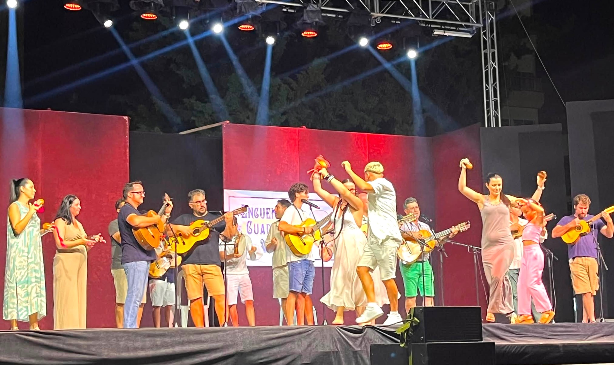 La XLII edición del encuentro de cuadrillas llena la Plaza Antonio Cortijos de Águilas