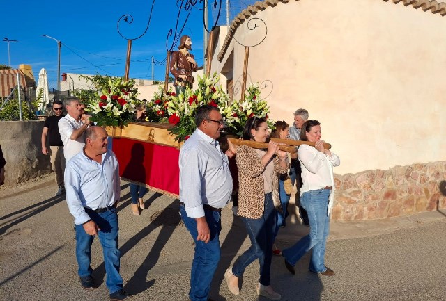 Multitudinaria participación en las fiestas de Los Arejos