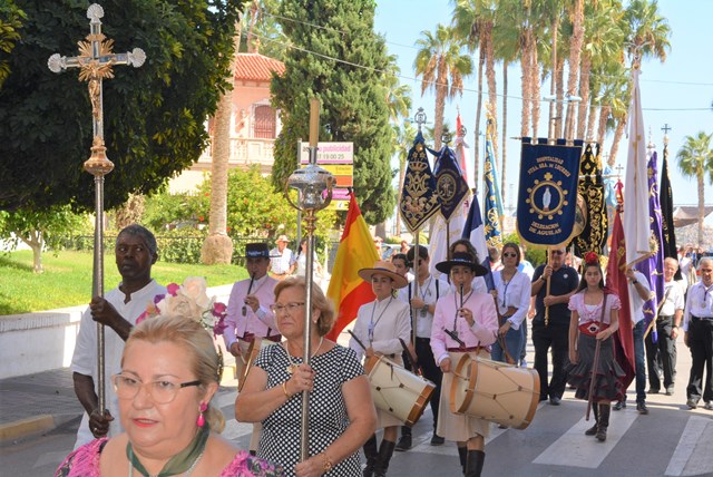 Los rocieros aguileños ponen fin al X Aniversario de la Hermandad con una multitudinaria misa de campaña