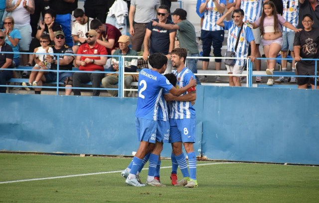Los blanquiazules cierran con victoria una eliminatoria redonda ante el Utebo y se clasifican para la final del playoff de ascenso