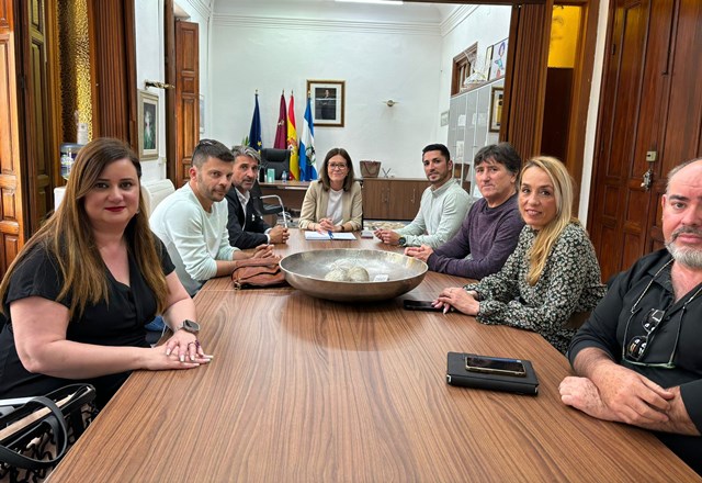 HosteÁguilas resalta la importancia de la cooperación entre administraciones y el sector privado para alcanzar los retos de Águilas como destino turístico