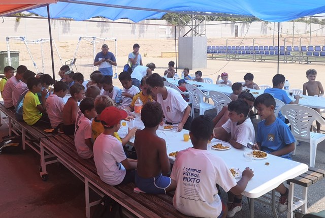 Finaliza la primera parte del I Campus Mixto del Águilas FC 